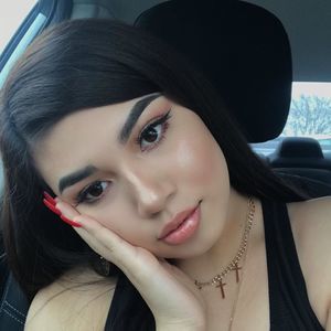 Meet your Posher, Aleida